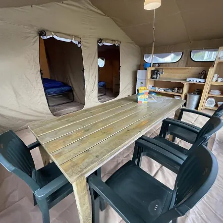 Chalet Safaritent Aan Zee
